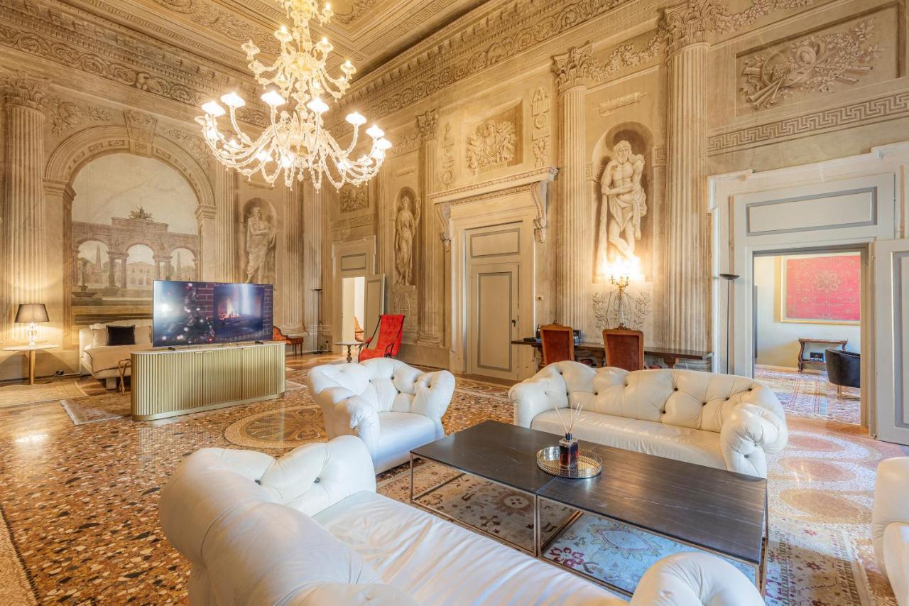 Corte Realdi - Palazzo Camozzini Verona Kültér fotó