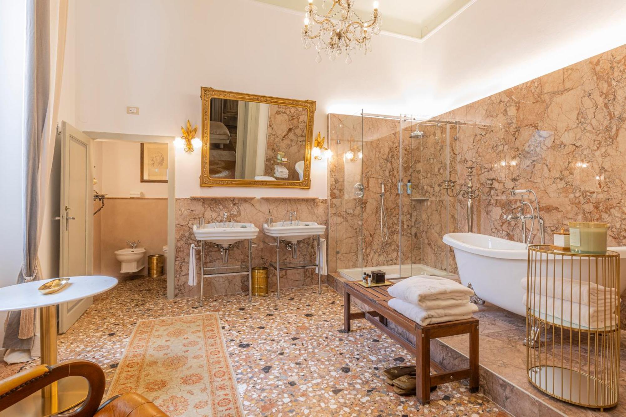Corte Realdi - Palazzo Camozzini Verona Kültér fotó